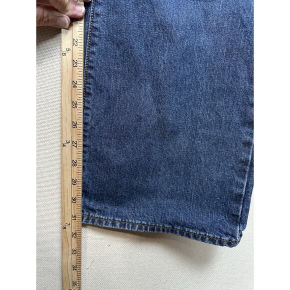 Lucky Brand Jeans Mens 36 Classic Fit Dungarees Medium Wash Straight Denim - Picture 12 of 15